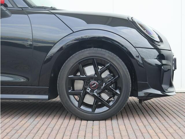 Mini COOPER Mini 1.5 C John Cooper Works M Panoramadak/ Stoelverwarming/ Stuurwielverwarming/ Comfort Access/ Head-Up