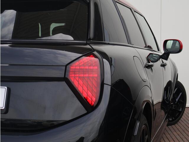 Mini COOPER Mini 1.5 C John Cooper Works M Panoramadak/ Stoelverwarming/ Stuurwielverwarming/ Comfort Access/ Head-Up