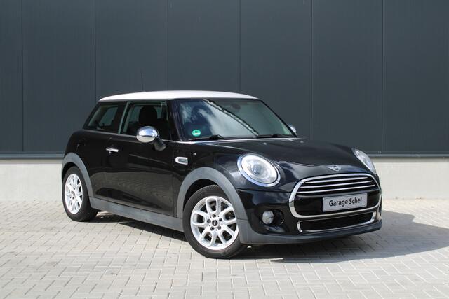 Mini COOPER Mini 1.5 Chili Business - Leder - LED - Navi - Bluetooth - Cruise - Stoelverwarming - Auto Klimaat - Rijklaar