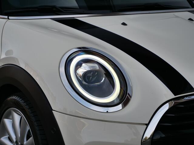 Mini COOPER Mini 1.5 136 Pk Automaat Apple Carplay / Navigatie / PDC / Stoelverwarming