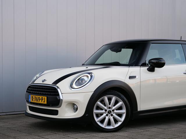 Mini COOPER Mini 1.5 136 Pk Automaat Apple Carplay / Navigatie / PDC / Stoelverwarming