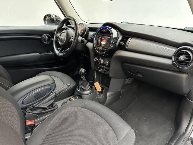 Mini COOPER Mini 1.5 17'' LM Velgen | Apple Carplay | Navigatie | Cruise | Complete onderhouds hist
