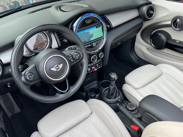 Mini COOPER Mini Cabrio 1.5 Chili LEER / LED / NAVI / PDC / 17INCH