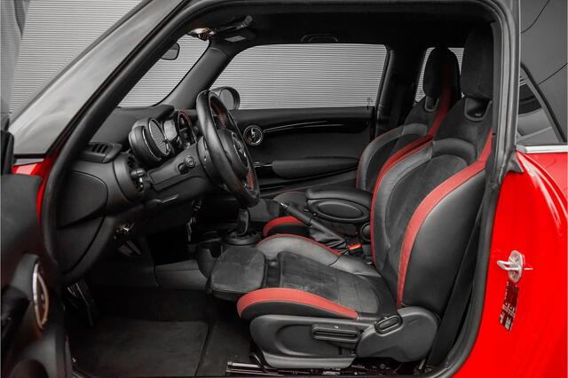 Mini COOPER Mini 1.5 Chili JCW Pack LED 17"