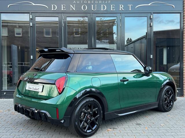 Mini COOPER Mini 1.5 C John Cooper Works M / PANO / JCW / CARPLAY