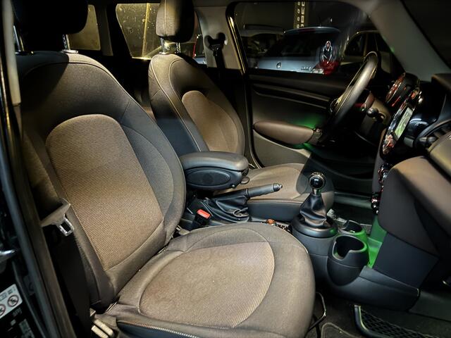 Mini COOPER Mini 1.5 Pepper Serious Business