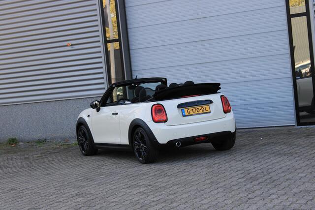 Mini COOPER Mini Cabrio 1.5 Navi | Leder | LED | Sfeerverlichting | Comfort Access | Black Trim | JCW Stuur | Zeer Netjes | Top Onderhouden