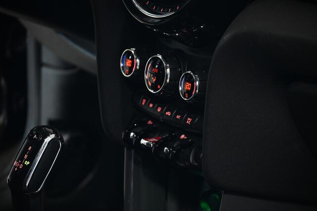 Mini COOPER Mini 1.5 Business Edition