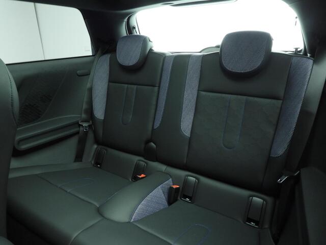 Mini COOPER 3-deurs C Sportstoelen / Panoramadak / Getint glas / Head-up / Harman Kardon / Alu wielen 17 inch