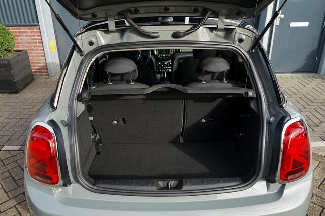 Mini COOPER 1.5 Chili