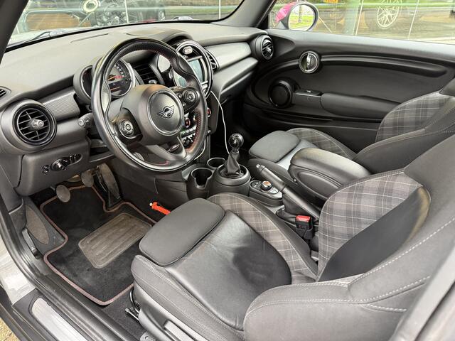 Mini COOPER Mini 1.5 Chili ** LED ** Cruise Control ** Stoelverwarming