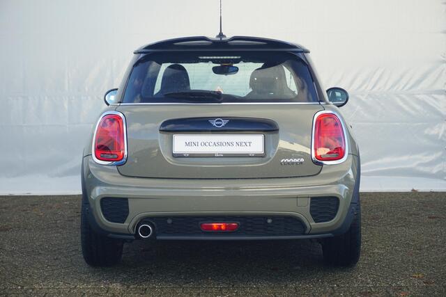 Mini COOPER 3-deurs | John Cooper Works Pakket | Cruise Control | Parkeersensoren Achter | JCW-Sportstoelen |