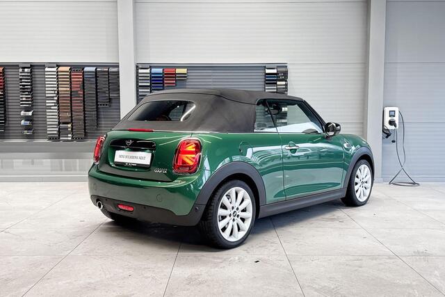 Mini COOPER Cabrio 1.5 Sidewalk Edition 17 Inch / Comfort Acces / Achteruitrij Camera / Windscherm / Stoelverwarming / Led Mistlampen / Led Koplampen / Adaptive Cruise Control / Harman Kardon / Head Up Display /