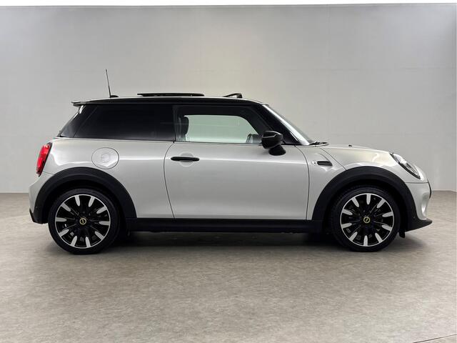 Mini COOPER Yours 33 kWh | SOH 92% | Pano | H/K | Sfeer | HuD | Virtual | Camera | Carplay | Stoelverw. | Keyless | NAP