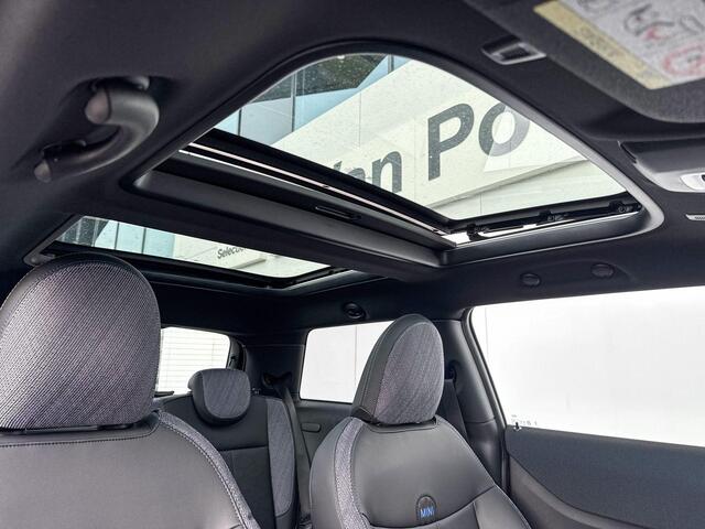 Mini COOPER 3-deurs 1.5 Cooper C Blackyard