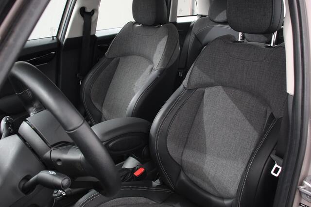 Mini COOPER Mini 1.5 Maximise Steptronic 5 deurs Navigatie Apple Carplay/Android Auto Camera Parkeer sensoren Airco Cruise Control Led