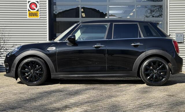 Mini COOPER Mini 1.5 Chili l PDC l Navigatie l Cruise Control l Half Leder l Stoelverwarming