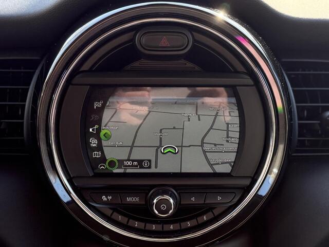 Mini COOPER Mini 1.5 Chili l PDC l Navigatie l Cruise Control l Half Leder l Stoelverwarming