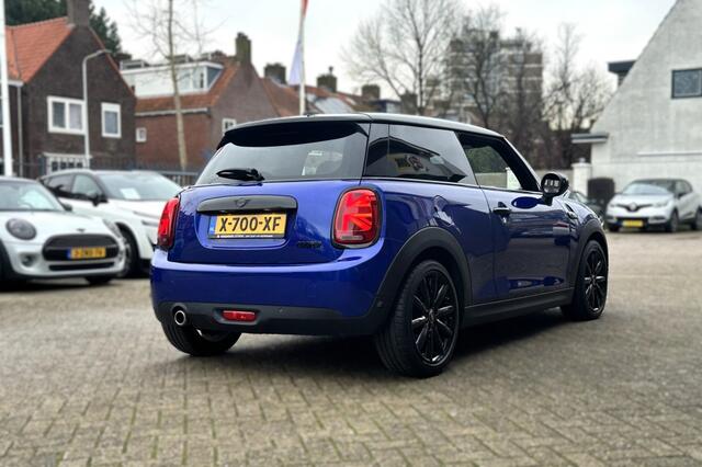 Mini COOPER Mini 1.5 Chili | Black Edition