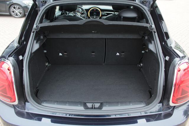 Mini COOPER Mini 1.5 60 Years Edition / Panoramadak / Head-up / Leder / Harman Kardon / 17'' / Navigatie / DAB / Cruise Control