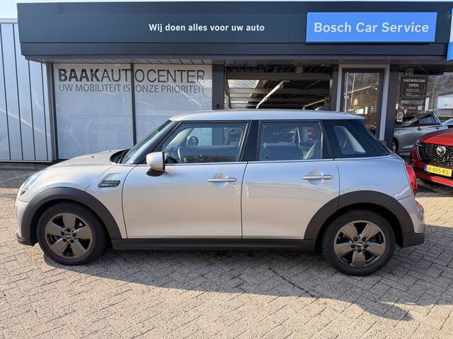 Mini COOPER Mini 1.5 Classic | Camden Edition