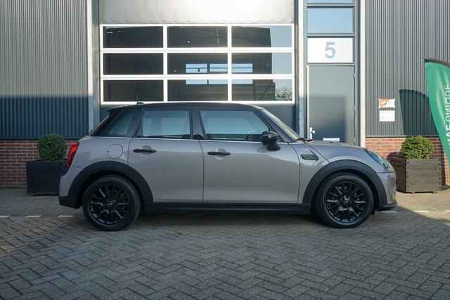 Mini COOPER 1.5 Classic