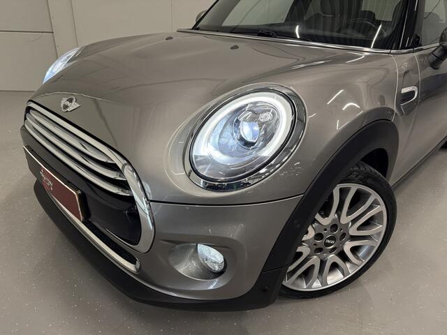 Mini COOPER Mini 1.5 Chili PANO/LED/LEER-SPORT/NAVI-BREED/SFEER/18"MET NW.CONTINENTAL/ECC/CRUISE/STOELVERW/PDC+ASSISTENT/DONKERE-HEMEL/VOLLEDIG MINI DEALER HISTORIE, NET OH BEURT EN NIEUWE APK