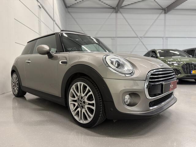 Mini COOPER Mini 1.5 Chili PANO/LED/LEER-SPORT/NAVI-BREED/SFEER/18"MET NW.CONTINENTAL/ECC/CRUISE/STOELVERW/PDC+ASSISTENT/DONKERE-HEMEL/VOLLEDIG MINI DEALER HISTORIE, NET OH BEURT EN NIEUWE APK