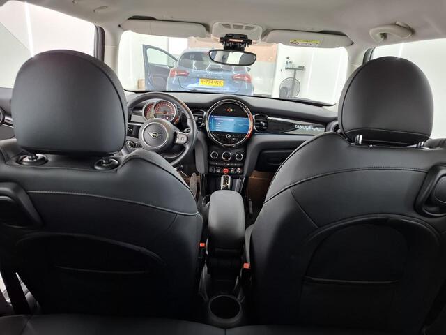 Mini COOPER Mini 1.5 Camden Edition 136pk Automaat | PDC | Navi | Cruise Control | Climate Control | Leer |