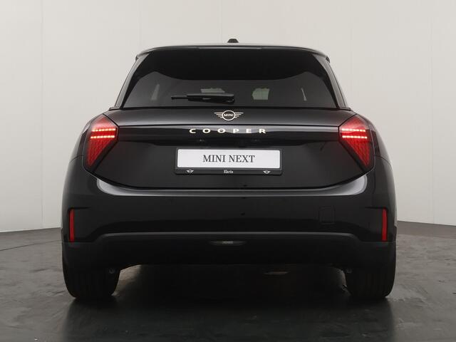 Mini COOPER 3-deurs E Blackyard | Pakket XS | Head-up display | Stoelverwarming | Apple Carplay