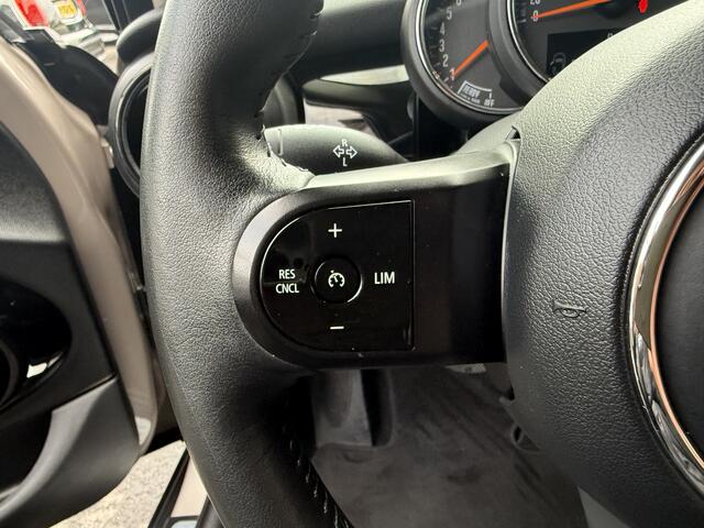 Mini COOPER Mini 1.5 Apple/Navi