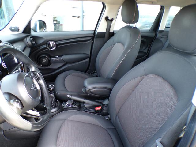 Mini COOPER Mini 1.5 Two-tone, Full LED / Harman Kardon / Parkeersensoren / Apple Carplay / 17' LMV