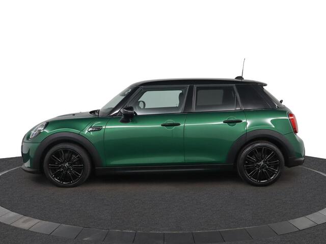 Mini COOPER Mini 1.5 Camden Edition | cruise control | Sportstoelen | parkeersensor achter | Lederen bekleding |