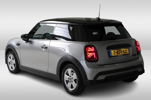 Mini COOPER Mini 1.5 Camden Edition Navigatie by App | Getint Glas achter | Parkeersensoren | Lichtmetalen Velgen
