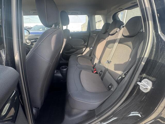 Mini COOPER Mini 1.5 Classic Navigatie | PDC