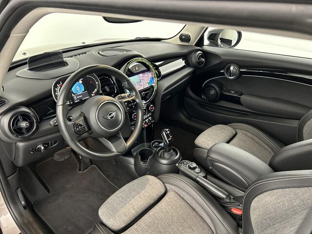 Mini COOPER Mini 1.5 Business Ed Pano-dak/Camera//Sportstoel/Head-up Display