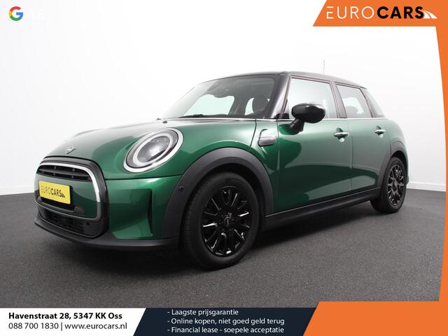 Mini COOPER Mini 1.5 Automaat Maximise | Achteruitrij Camera | Navigatie | Keyless start | Climate Control | Parkeer sensoren | Verwarmde voorstoelen