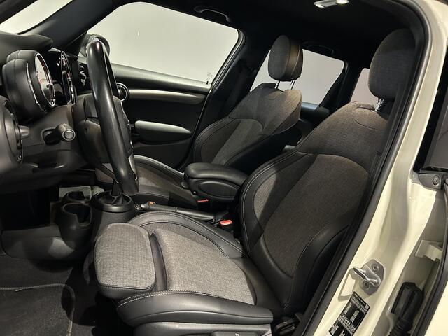 Mini COOPER Mini 1.5 Pepper | Stoelverwarming | Navigatie | Parkeersensoren V+A | Climate Control |