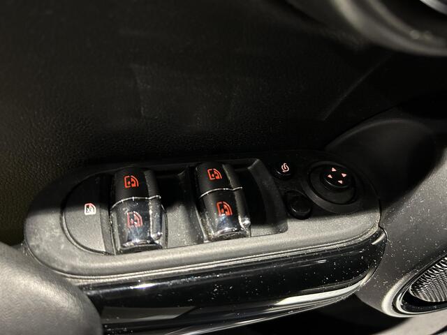 Mini COOPER Mini 1.5 Pepper | Stoelverwarming | Navigatie | Parkeersensoren V+A | Climate Control |