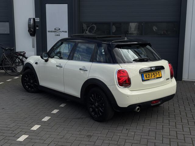 Mini COOPER Mini 1.5 Business Edition PANO, CARPLAY, PDC, LED, 2019 FACELIFT