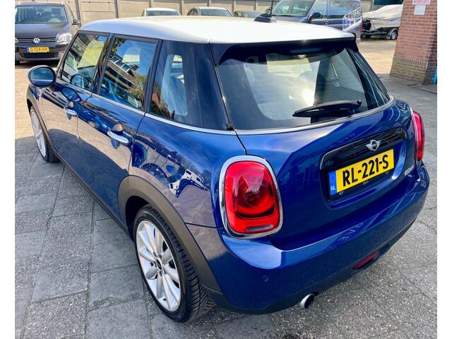 Mini COOPER 1.5 COOPER SERIOUS BUSI. NL AUTO NAP.