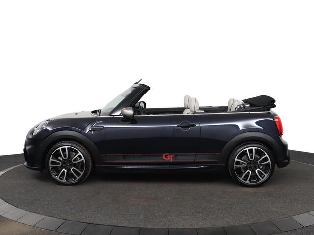 Mini COOPER Mini Cabrio 1.5 Resolute Edition Leder | Zeer lage km stand!