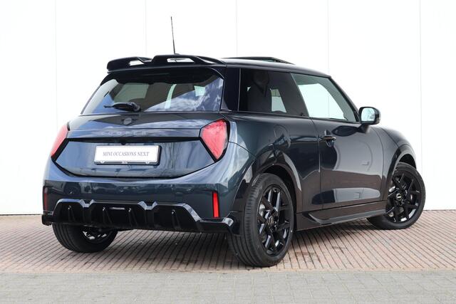 Mini COOPER Mini 1.5 C John Cooper Works XL Stuurwiel verwarmd / Comfort Access/ Panoramadak/ Elektrische Stoelen met geheugen/ Driving Assistant Plus