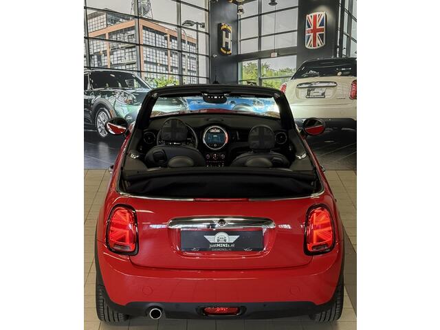 Mini COOPER CABRIO 136 pk CARPLAY NAVI LEDER UNION JACK FACELIFT