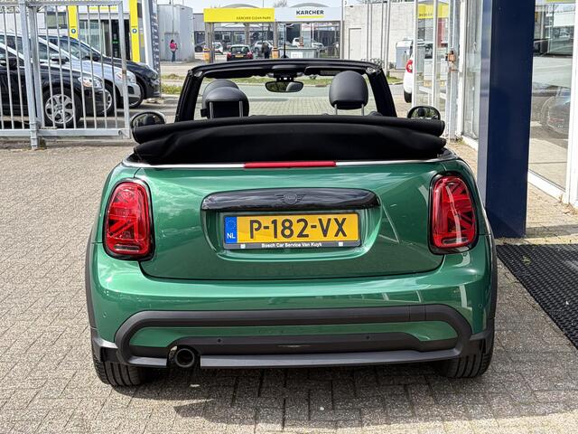 Mini COOPER Mini Cabrio 1.5 Classic / Automaat / NL-Auto / Dealer-Onderhouden / Vol-Leder / Stoelverwarming / Cruise-Control / Climate-Control / Apple-Carplay & Android-Auto / Instapverlichting / LED / Keyless / DAB Radio-Bluetooth / Navi / PDC-Achter / 16'' LMV / EN