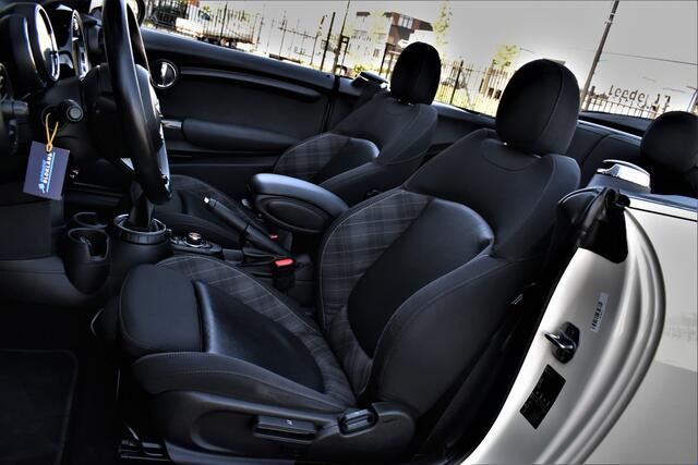 Mini COOPER Mini Cabrio 1.5 136pk Chili Serious Business Keyless/Navi/Led/H.Leer/Climate/Stoelverw./Cruise
