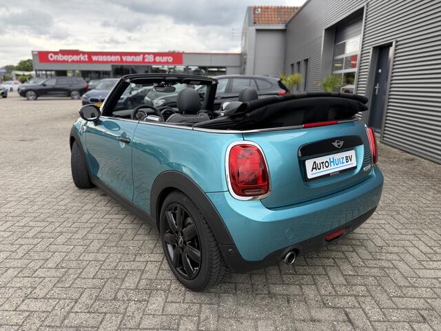 Mini COOPER Mini Cabrio 1.5 136 PK Chili Wired Pakket LED Navi Pro PDC Union Jack Dak Stoelverwarming DAB Keyless Entry