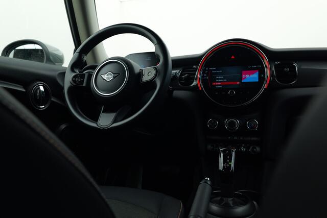 Mini COOPER Mini 1.5 Essential | Automaat | Cruise control | Bluetooth
