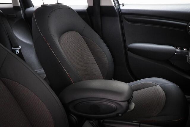 Mini COOPER Mini 1.5 Chili | BUSINESS PACK | CONNECTED | DAB | APPLE | PDC