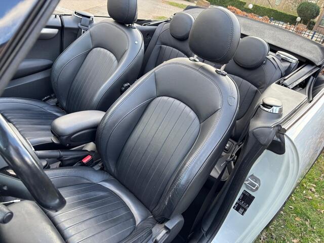 Mini COOPER Chilly ,Volleder int.,Navigatie,Bleutooth,Ledkoplampen,Parkeersensoren